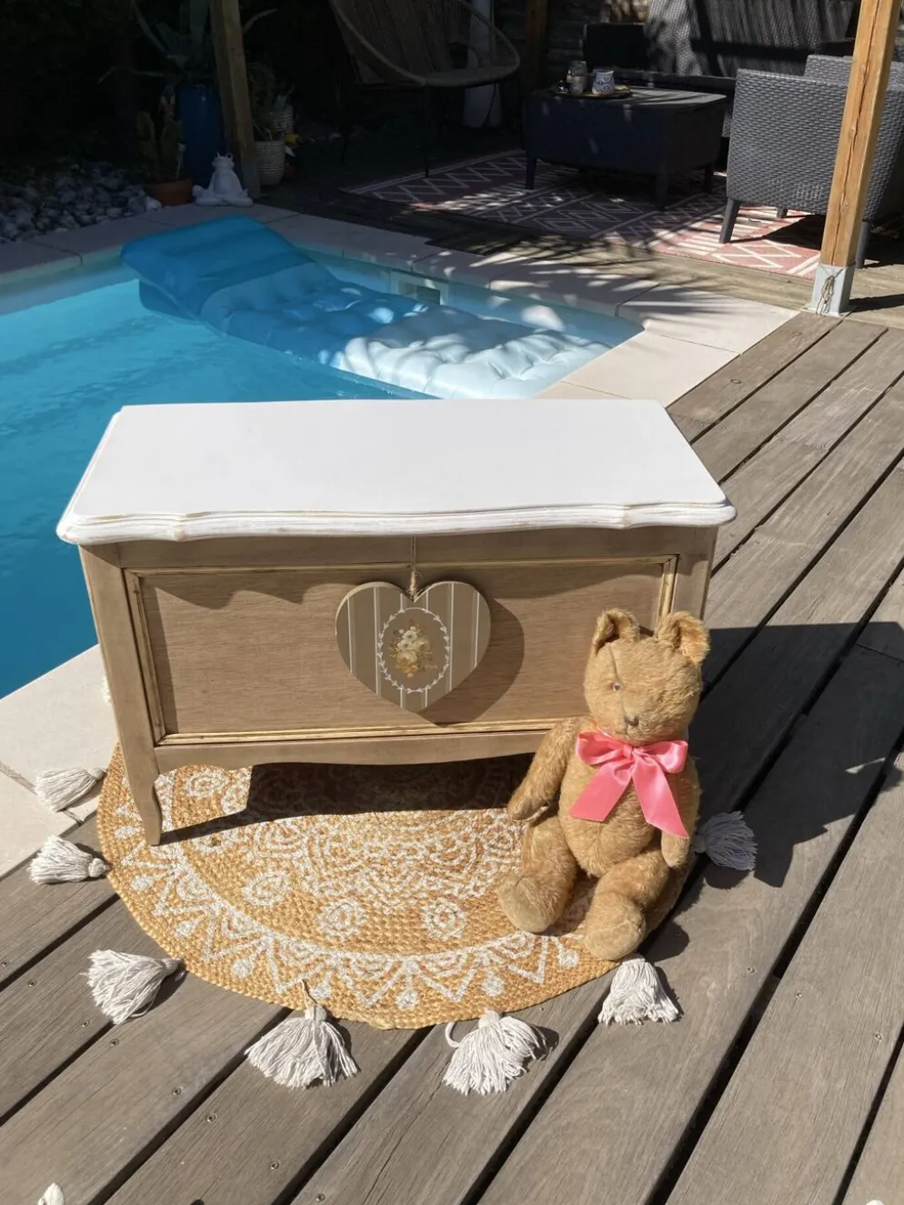 Très joli coffre à jouets vintage coeur style L. Ashley amovible