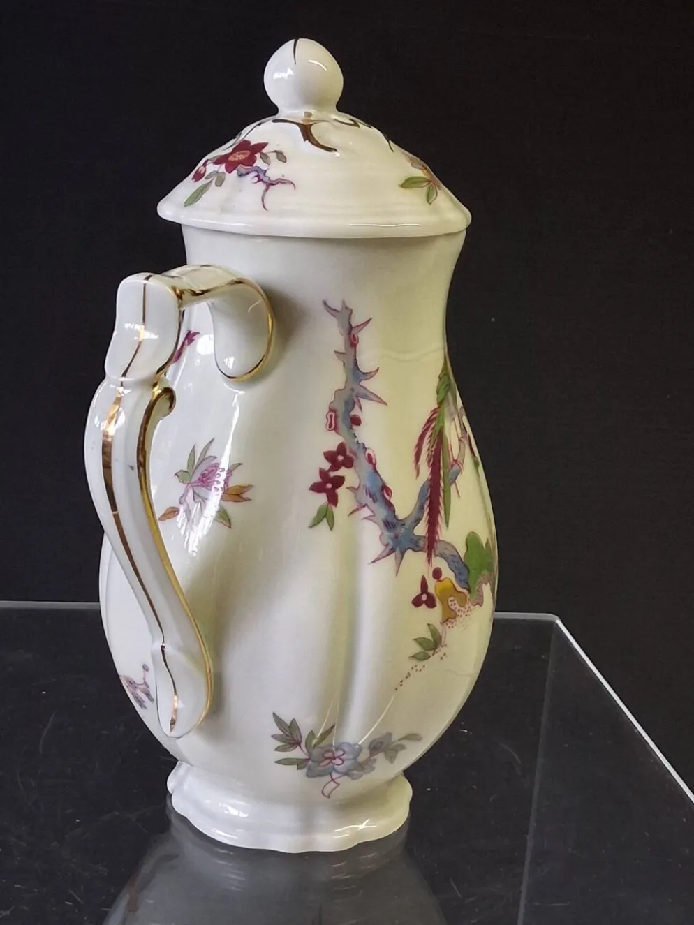 Très jolie cafetière en porcelaine de Limoges de chez Bernardaud modèle "Ch