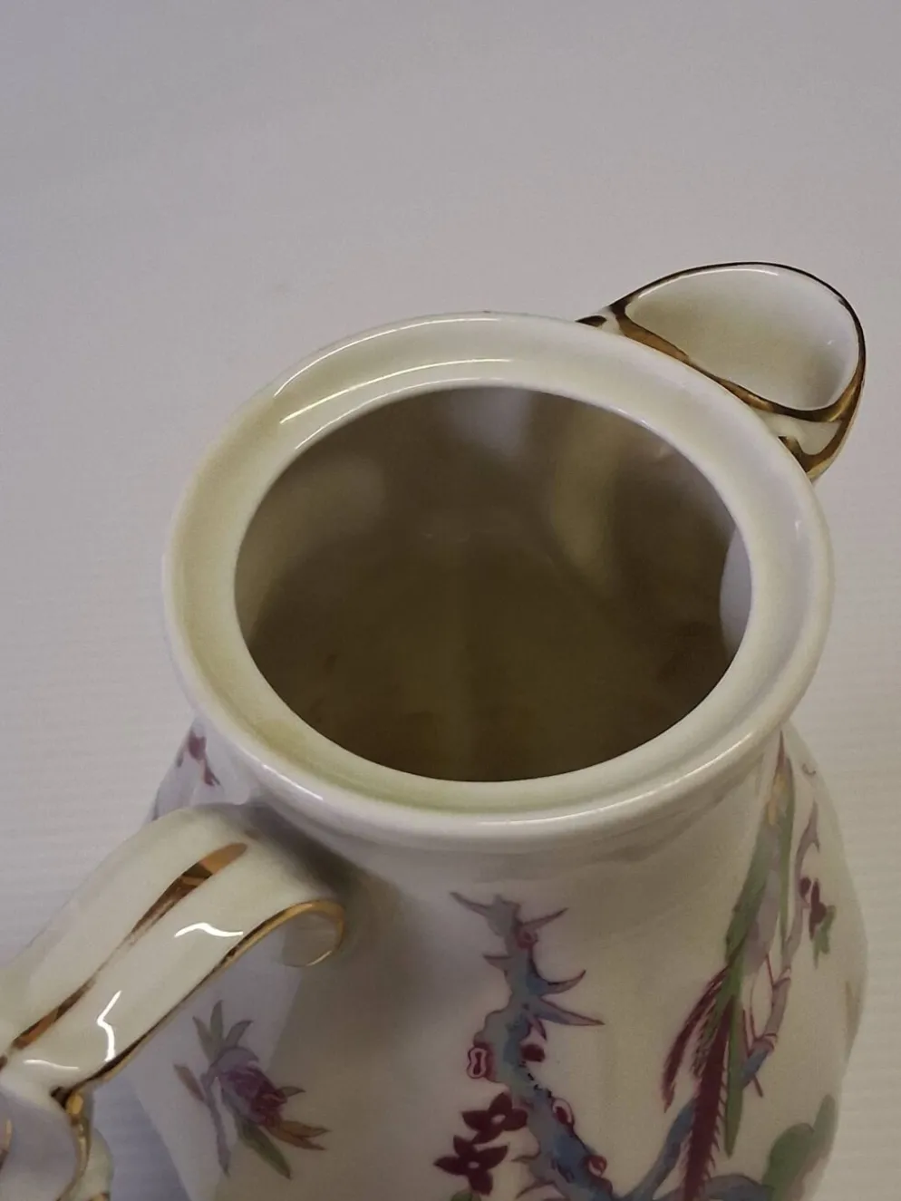 Très jolie cafetière en porcelaine de Limoges de chez Bernardaud modèle "Ch
