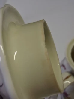 Très jolie cafetière en porcelaine de Limoges de chez Bernardaud modèle