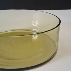 Très joli saladier en verre vintage en très bon état