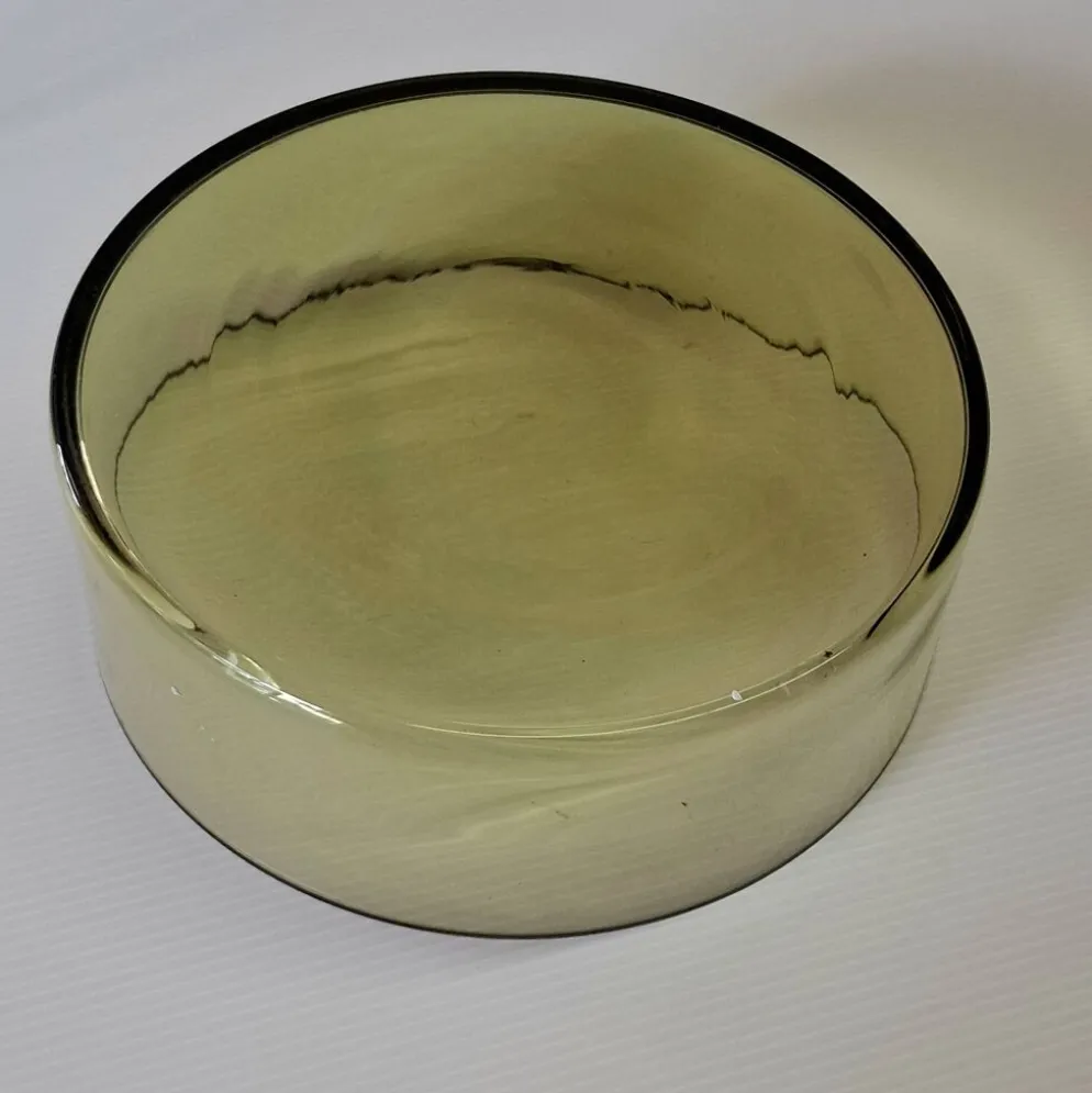 Très joli saladier en verre vintage en très bon état