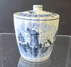 Très joli sucrier ou pot à moutarde de chez Delft Holland en faience en trè