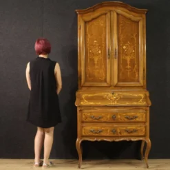 Trumeau italien en bois marqueté dans le style Louis XV