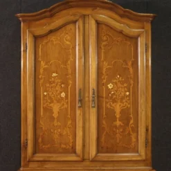 Trumeau italien en bois marqueté dans le style Louis XV