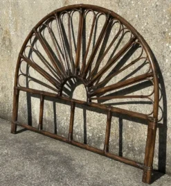 Tête de lit bambou rotin vintage queue de paon années 60