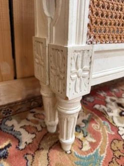 Tête de lit double – Style Louis XVI – Bois laqué & Cannage rotin