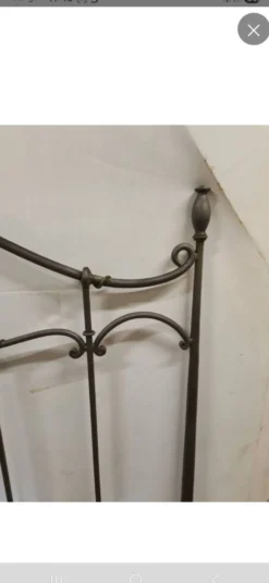 Tête de lit en fer forgé
