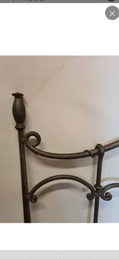 Tête de lit en fer forgé