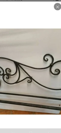Tête de lit en fer forgé