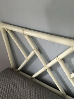 Tête de lit 