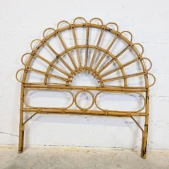 Tête de lit vintage en rotin