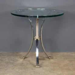 Un ensemble de quatre tables de bar de l'hôtel waldorf, new york c.1940