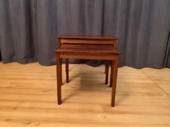 Une paire de tables d’appoint en palissandre Kvalitet Form Funktion Danemark années 1960
