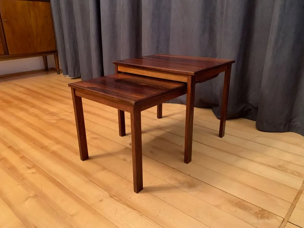Une paire de tables d’appoint en palissandre Kvalitet Form Funktion Danemark années 1960