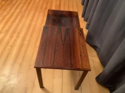 Une paire de tables d’appoint en palissandre Kvalitet Form Funktion Danemark années 1960