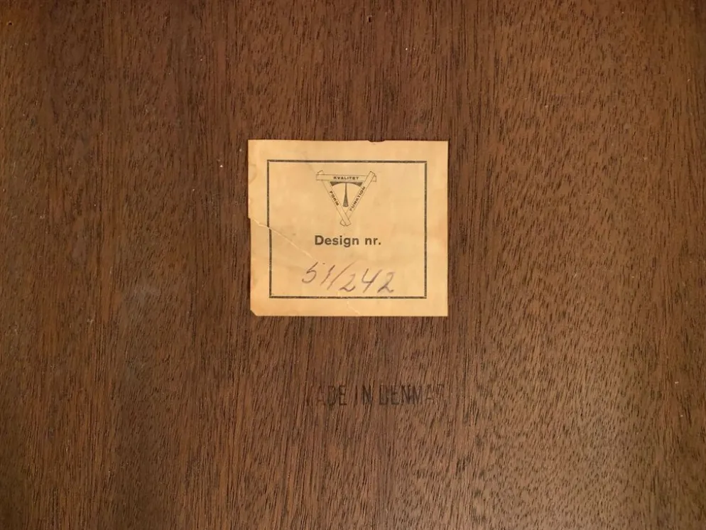Une paire de tables d’appoint en palissandre Kvalitet Form Funktion Danemark années 1960