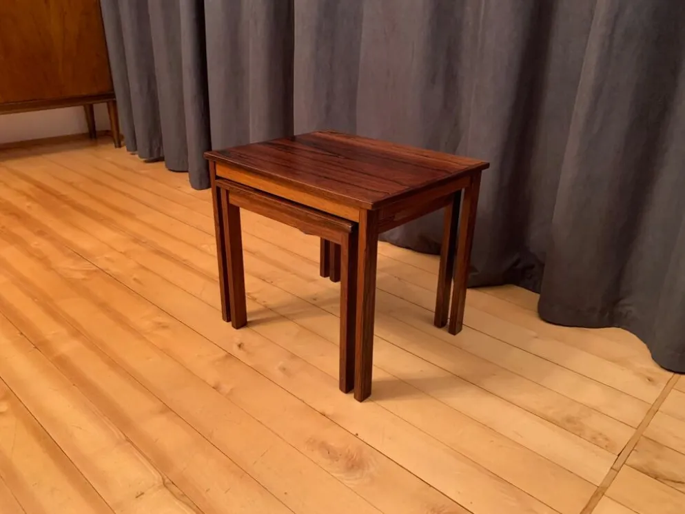 Une paire de tables d’appoint en palissandre Kvalitet Form Funktion Danemark années 1960