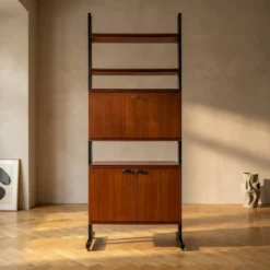 Unité murale modulaire moderne du milieu du siècle, cabinet de rangement en placage et métal noir, années 1960, Europe