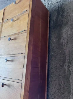 Un Meuble De Notaire / Métier Double Colonnes à Clapet (Restaurer)