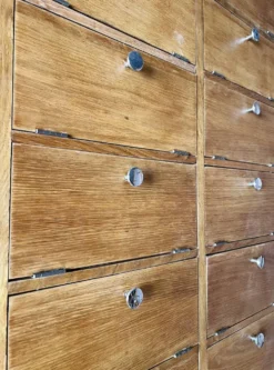 Un Meuble De Notaire / Métier Double Colonnes à Clapet (Restaurer)