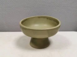 Un support en céramique / un bol à fruits, Danemark, estimé années 1990.