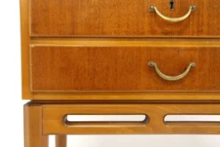 Vaiselier scandinave en acajou, Swedish modern, Suède, 1940