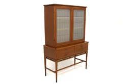 Vaiselier scandinave en acajou, Swedish modern, Suède, 1940