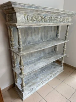Vaisellier en noyer, XIXème s.