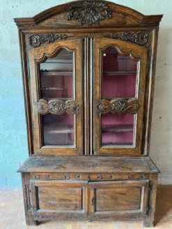 Vaisselier ancien