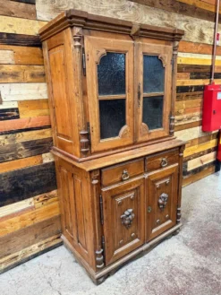 Vaisselier ancien