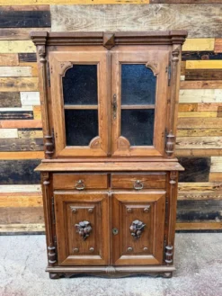Vaisselier ancien