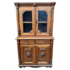 Vaisselier ancien