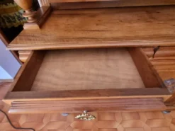 Vaisselier ancien en chêne style Henri II