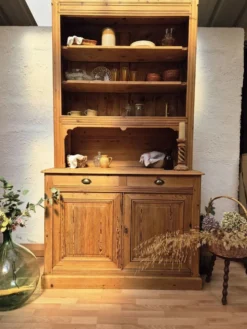 Vaisselier ancien renové
