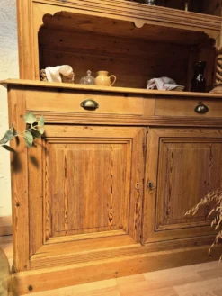 Vaisselier ancien renové