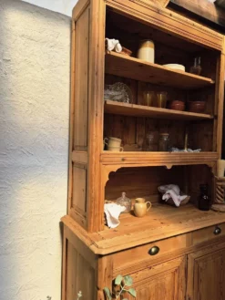 Vaisselier ancien renové