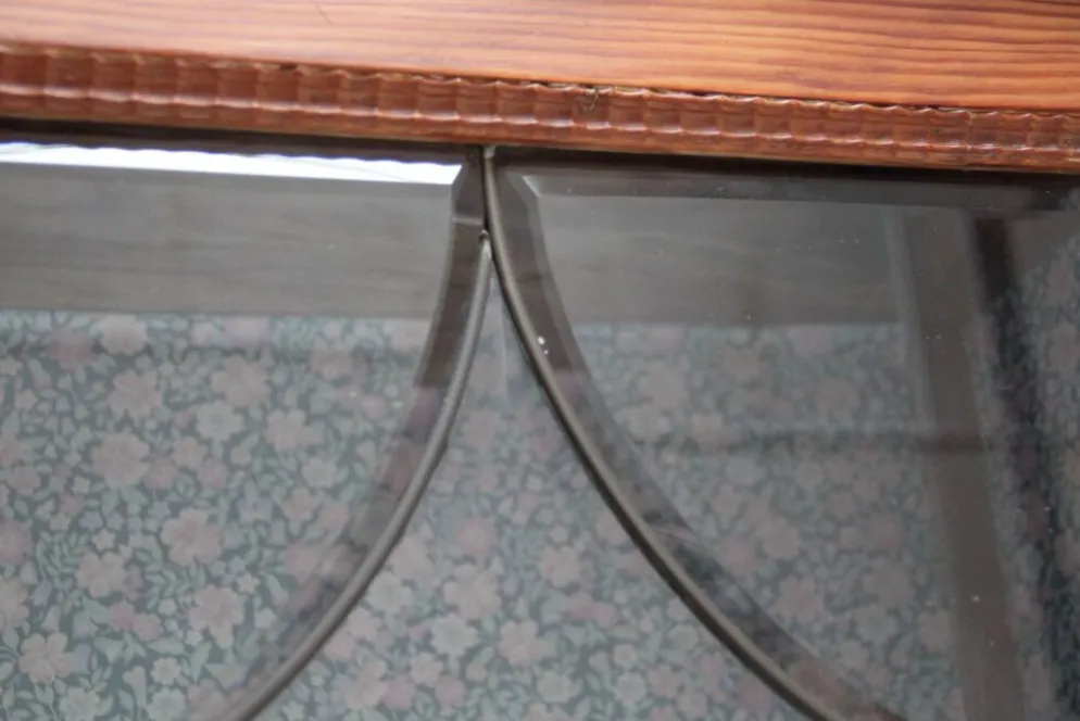 Vaisselier Art Déco en pin, vitres biseautées