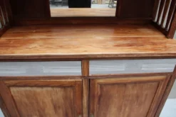 Vaisselier Art Déco en pin, vitres biseautées