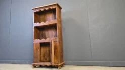 Vaisselier art populaire rustique, France, 19e siècle