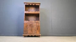 Vaisselier art populaire rustique, France, 19e siècle