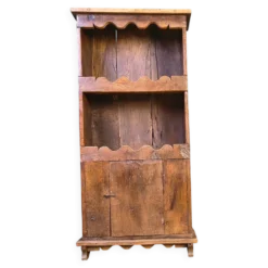 Vaisselier art populaire rustique, France, 19e siècle