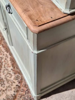 Vaisselier / buffet 2 corps vitré ancien rénové | Basile