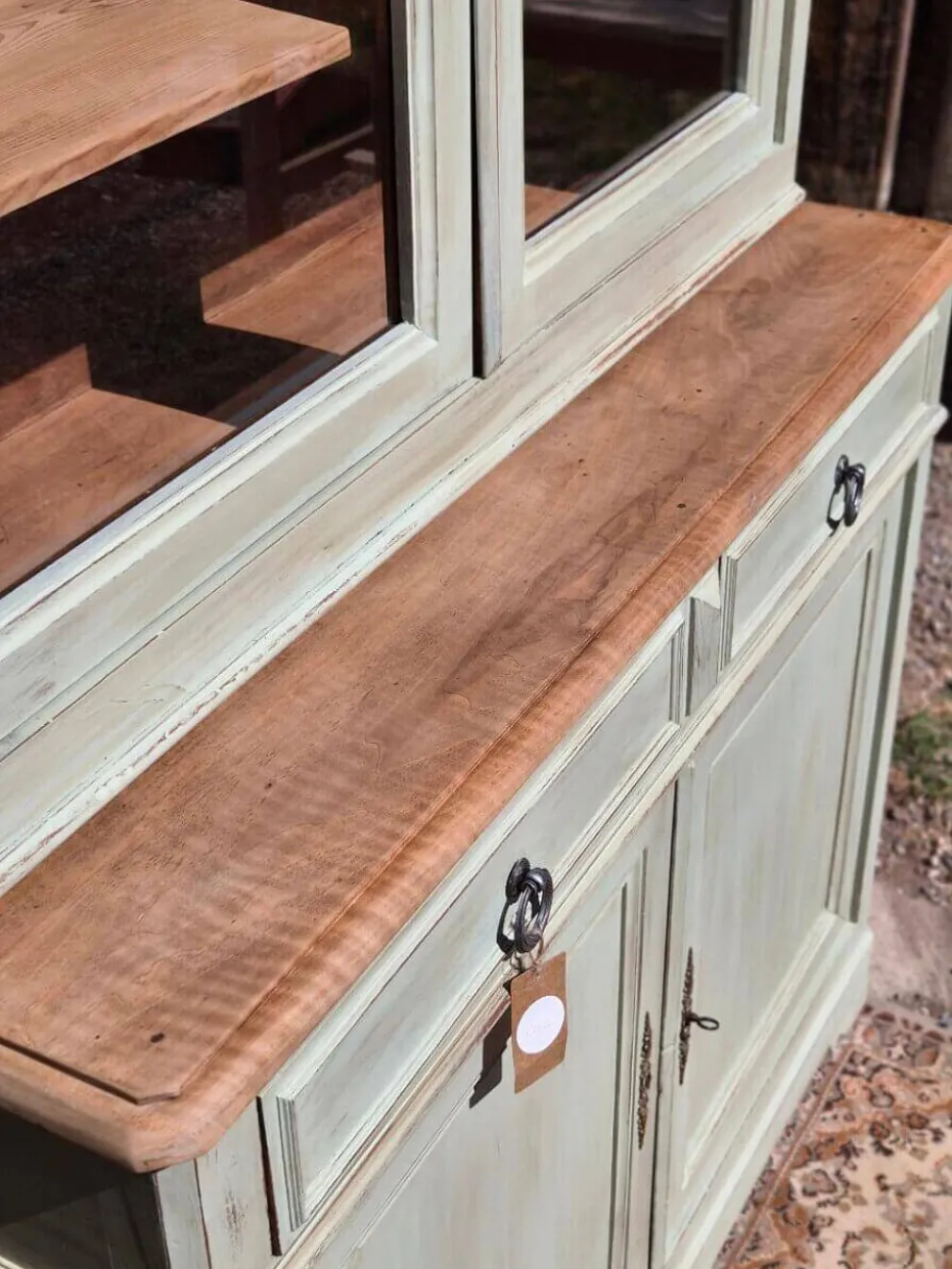 Vaisselier / buffet 2 corps vitré ancien rénové | Basile