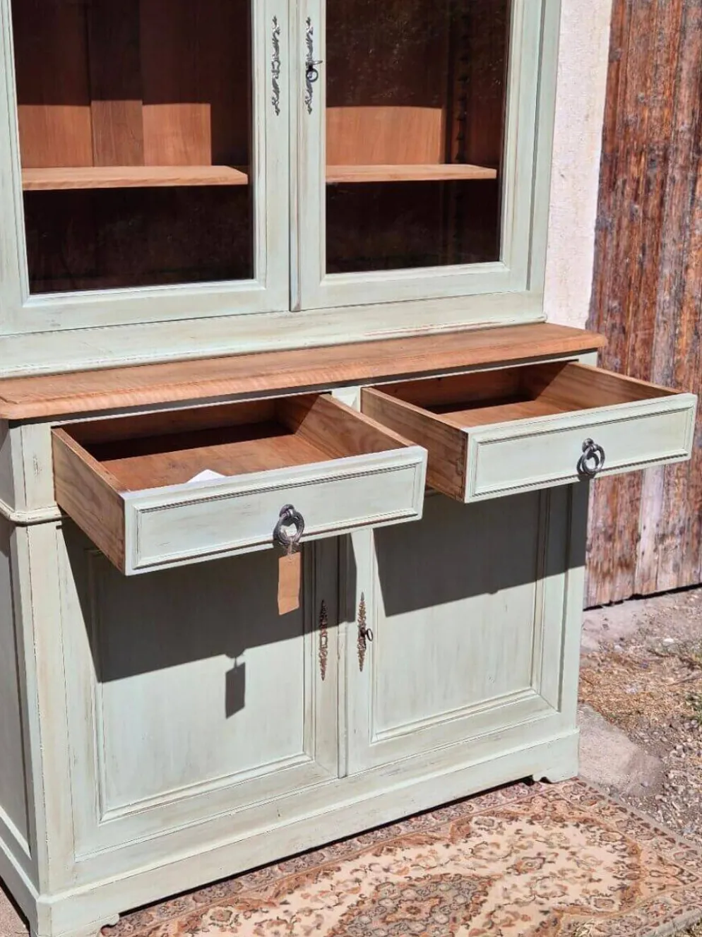 Vaisselier / buffet 2 corps vitré ancien rénové | Basile