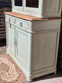 Vaisselier / buffet 2 corps vitré ancien rénové | Basile