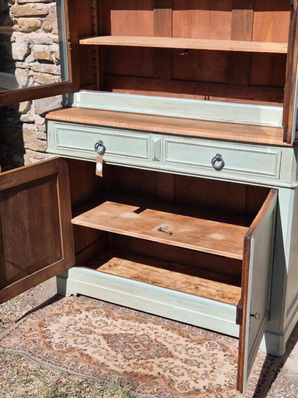 Vaisselier / buffet 2 corps vitré ancien rénové | Basile