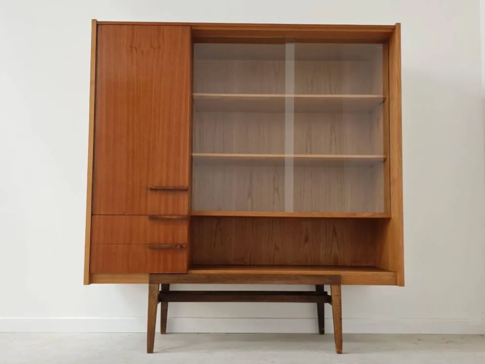 Vaisselier Buffet Haut Frantisek Mezulanik pour Up Zavody 1960