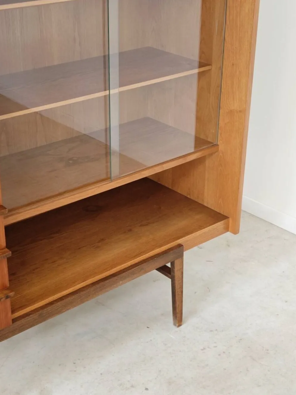 Vaisselier Buffet Haut Frantisek Mezulanik pour Up Zavody 1960