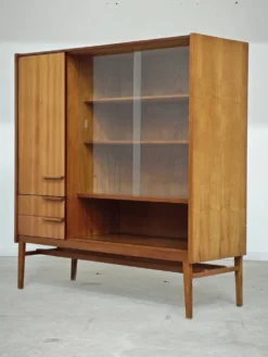 Vaisselier, buffet haut par Frantisek Mezulanik pour Up Zavody 1960